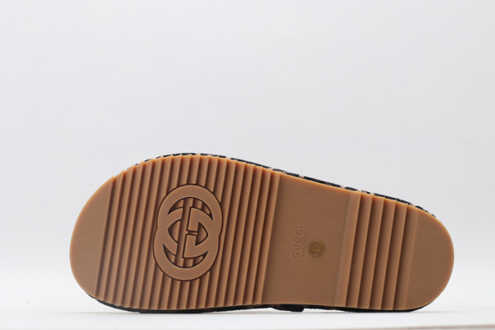 guc sandal