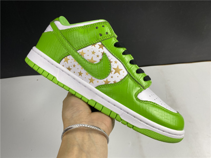 nike sb dunk low “mean green” dh3228-101