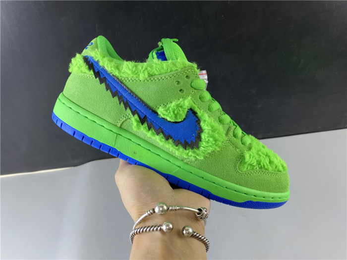 nike sb dunk low grateful dead bears green - cj5378-300
