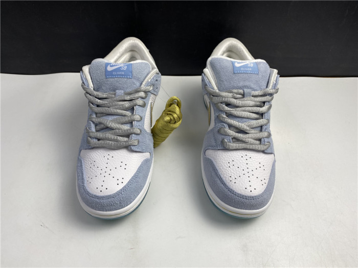 sean cliver x nike sb dunk low dc9936-100