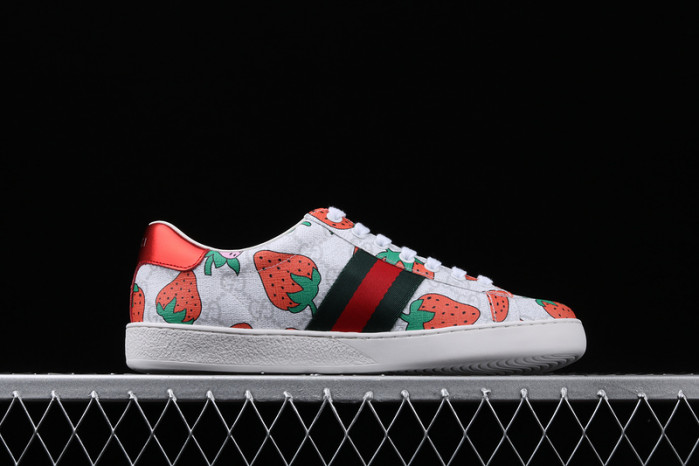 gi ace embroidered low-top sneaker h903p114