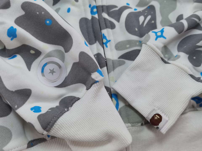 BP153 Bape Camouflage Shark Hoodies 20240906